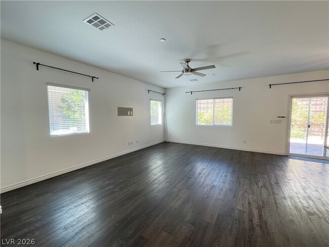 Photo - 7035 Denio Island St