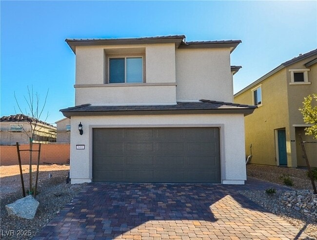 Building Photo - 5401 Lynn Crk Ave