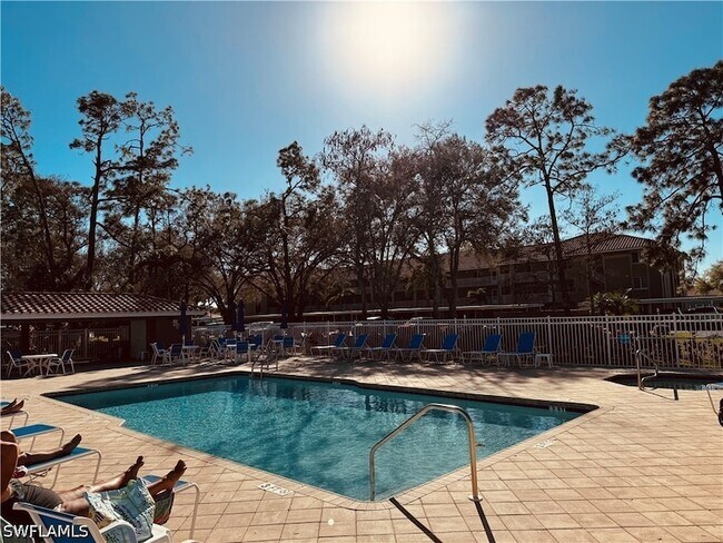 Photo - 5975 Bloomfield Cir Unit 107