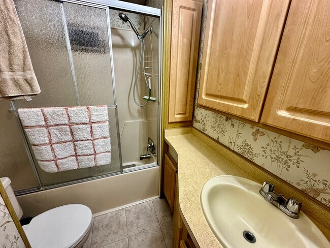 Photo - 952 Nettles Blvd Unit SI ID1541576P