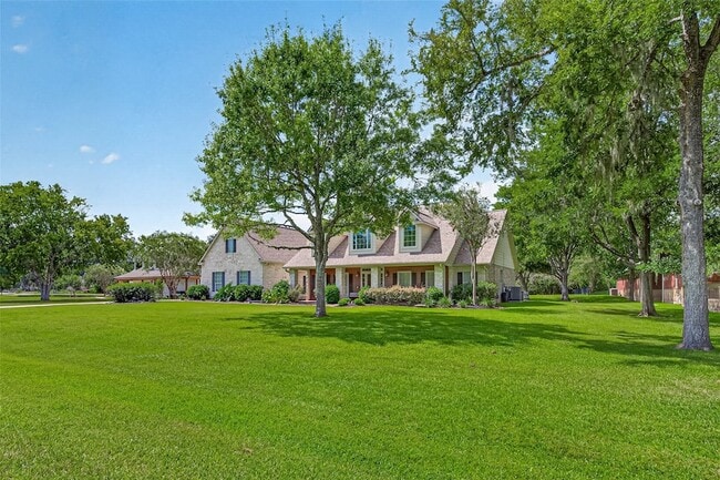 Photo - 32515 Westminster Dr