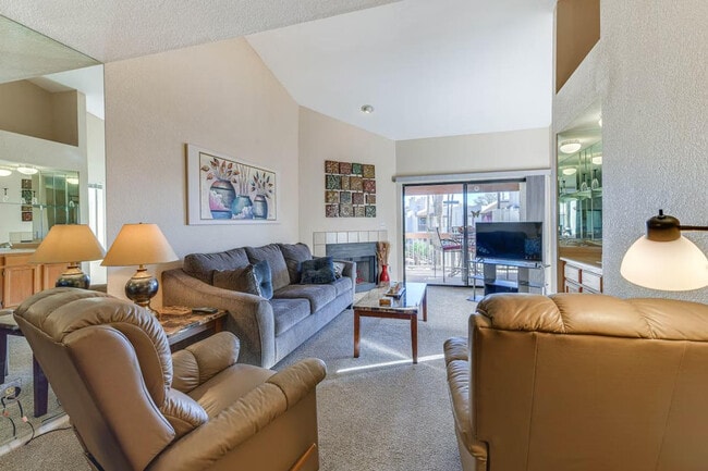 Building Photo - 205 E Boise St Unit SI ID1385792P