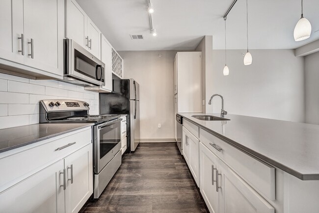 Photo - River Crossing Apartments