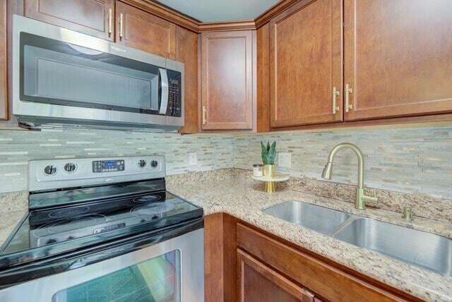Photo - 2903 SW 11th Pl N