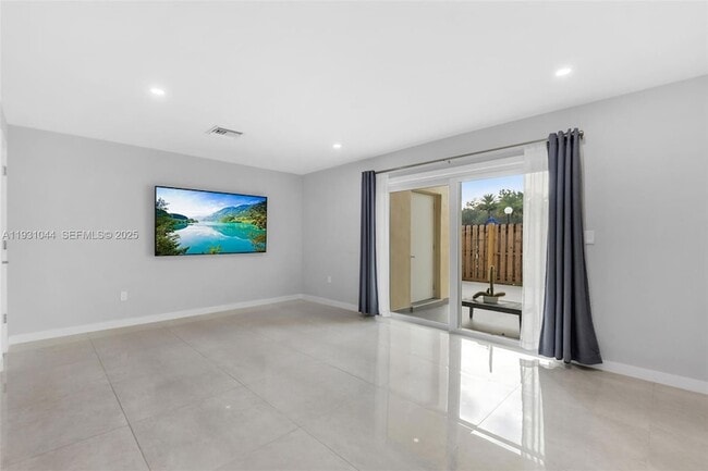 Photo - 8443 SW 137th Ave