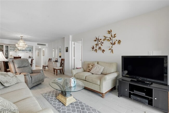 Photo - 25900 Hickory Blvd Unit 305