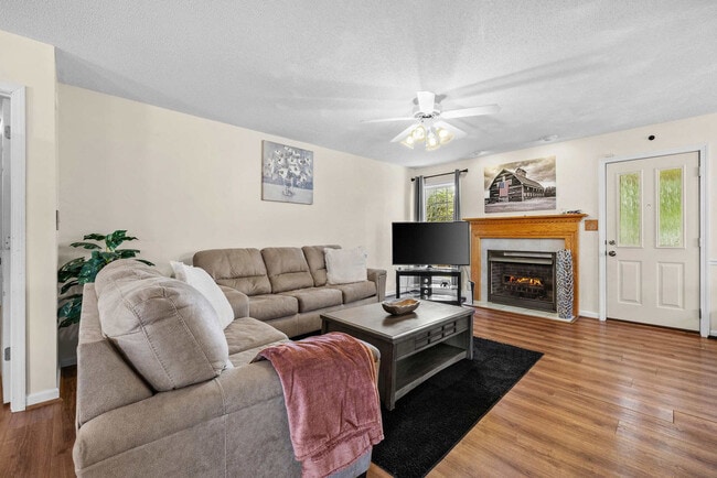 Photo - 3409 Summerfield Dr Unit SI ID1627746P