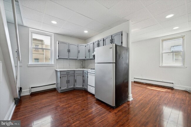 Photo - 2201 S Hicks St