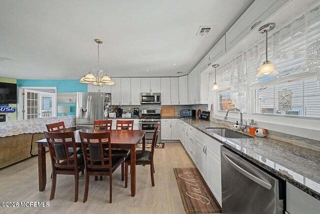 Photo - 268 Fremont Ave