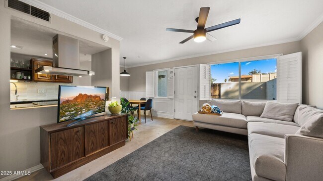 Photo - 8135 N 32nd Dr