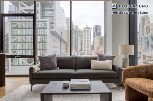 Photo - 676 N La Salle Dr Unit SI FL5-ID895