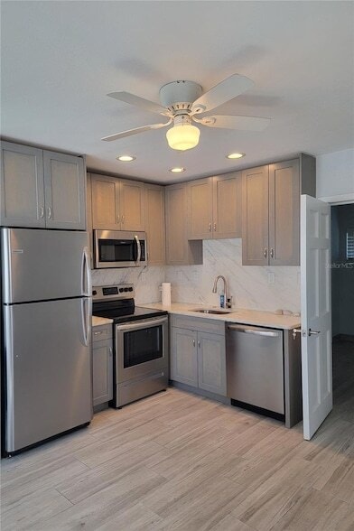 Photo - 605 69th Ave