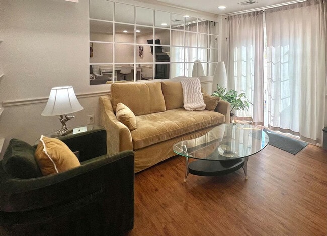 Building Photo - 11874 Sunrise Valley Dr Unit SI ID1473427P