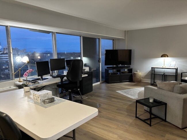 Photo - 30 Woodland St