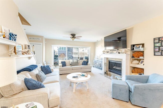 Building Photo - 224 Boardwalk Unit ID1309012P