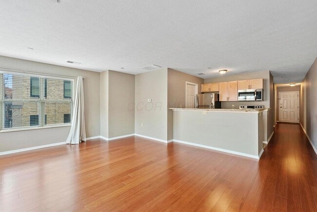 Photo - 35 Buttles Ave Unit A