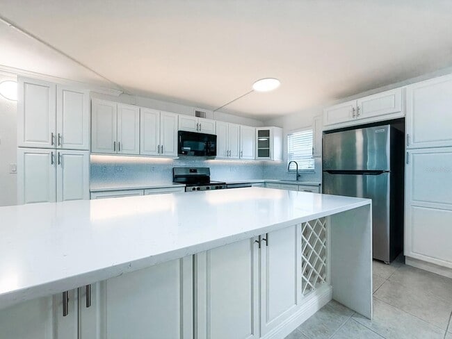 Photo - 7625 Sun Island Dr S Unit 101
