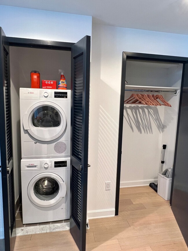 Photo - 408 W 58th St Unit SI ID1461698P