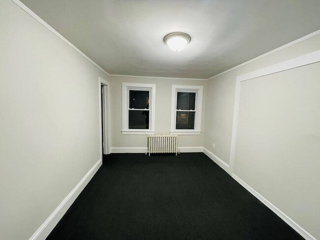 Photo - 111 Glen Head Rd