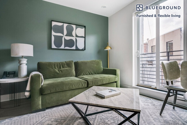 Building Photo - 816 Potomac Ave SE Unit FL2-ID1152