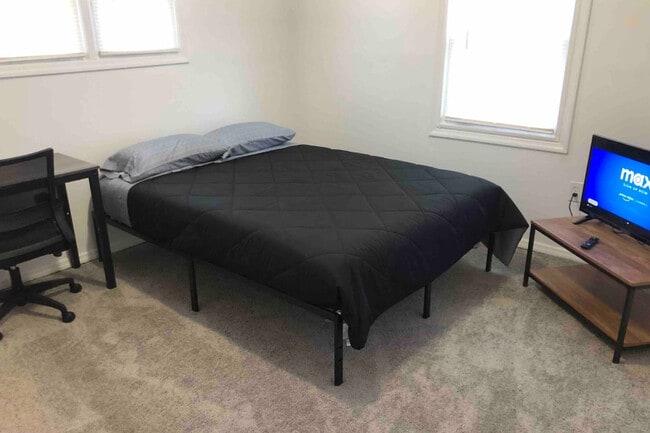 Photo - 412 Roanoke St Unit SI ID1076586P