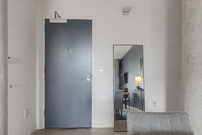 Photo - 2115 Yeaman Pl Unit 409