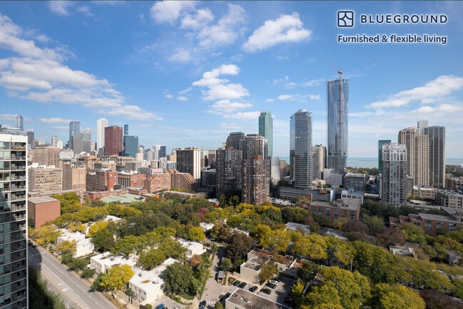 Photo - 1000 S Clark St Unit FL21-ID995