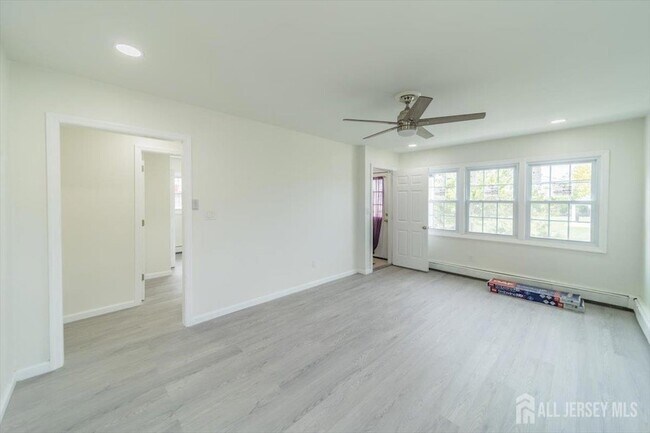 Photo - 54 Bergen St