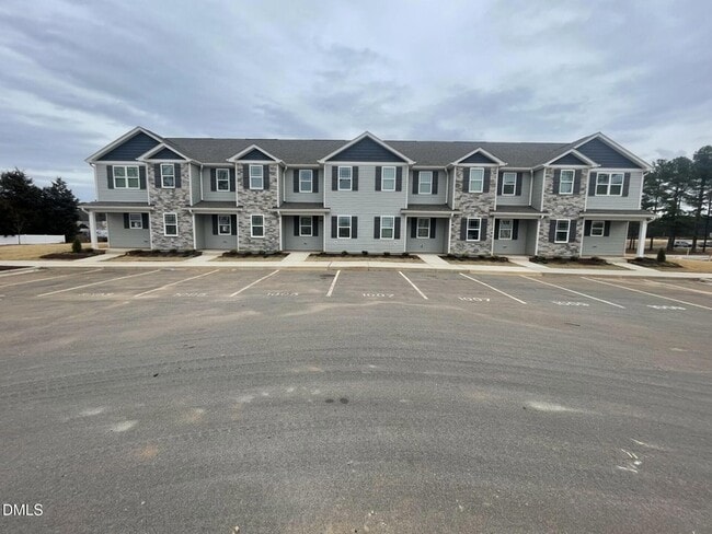 Building Photo - 1011 Peony Ln