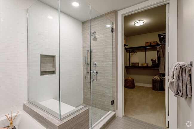 2BR, 2BA - 1,625SF - Gables Residences