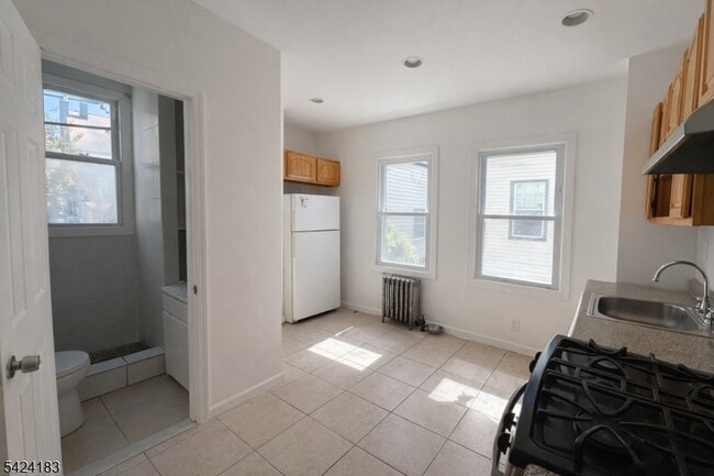 Photo - 793 E 19th St Unit 1