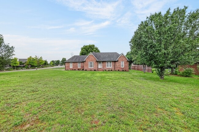 Photo - 1015 Brinkley Rd