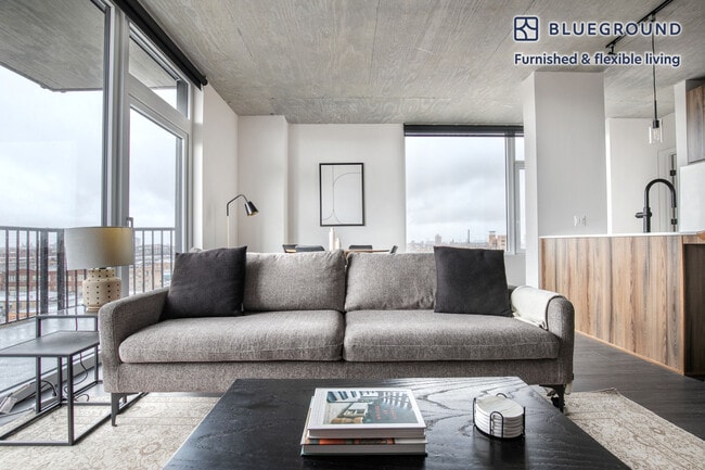 Photo - 150 N Ashland Ave Unit FL7-ID1054