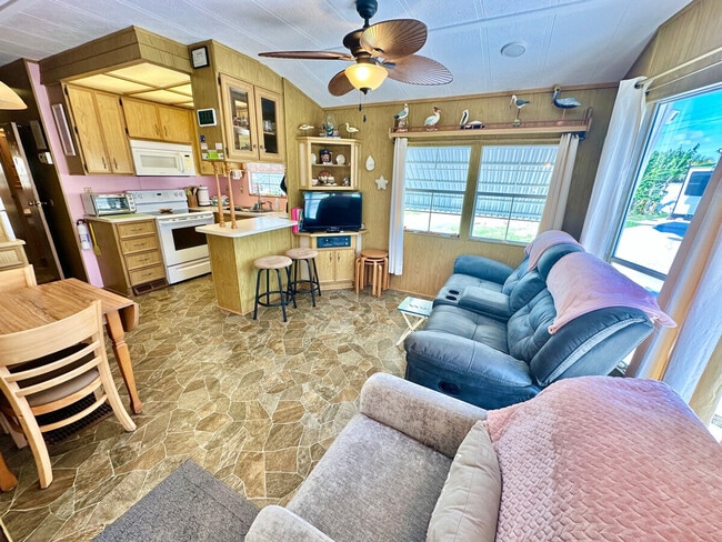 Building Photo - 2139 Nettles Blvd Unit SI ID1537489P