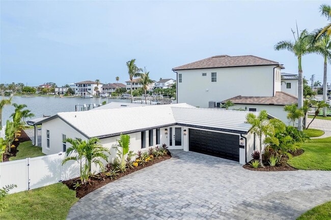 Photo - 10350 Paradise Blvd
