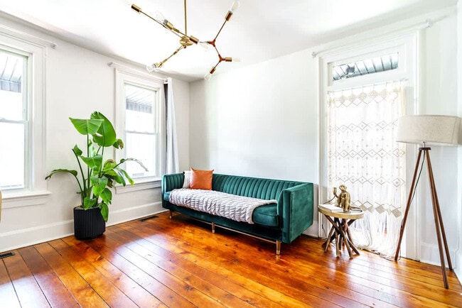 Photo - 70 E Prescott St Unit ID1265619P