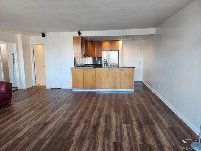 Photo - 62-54 97th Pl Unit 12J