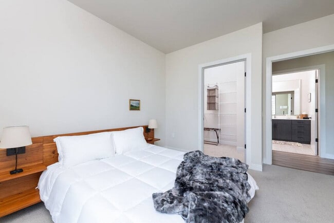 Photo - 1632 N Franklin Pl Unit SI ID1379006P