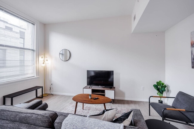 Photo - 9-JAN-JAN E 4th St Unit ID1404474P