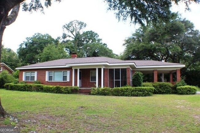Photo - 106 Oakhurst St