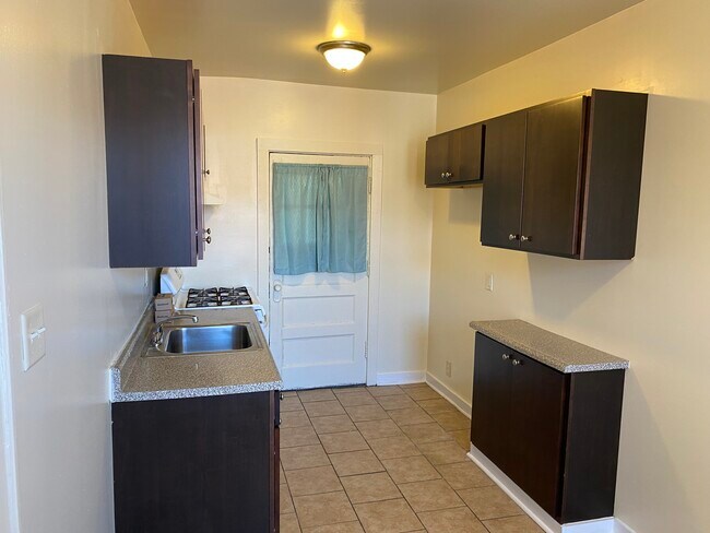 Photo - 8201 S Michigan Avenue