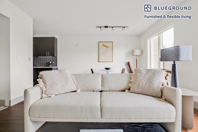 Photo - 10555 Main St Unit FL5-ID299