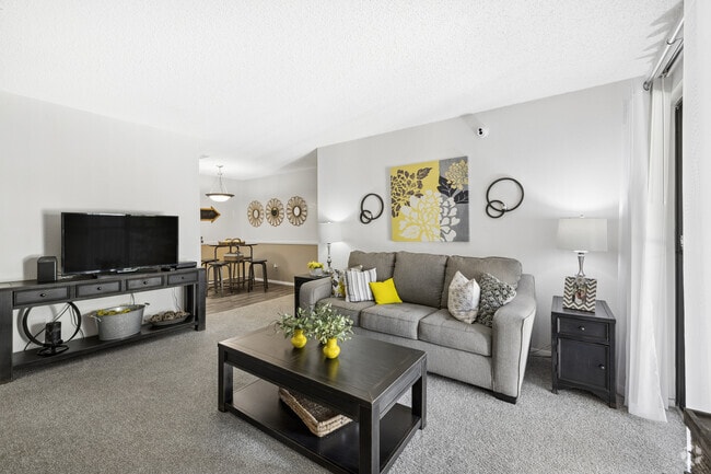 2BR, 2BA - 940SF - Living Area - Cedar Glade Apts