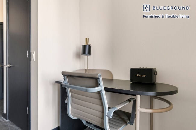 Photo - 1647 N Milwaukee Ave Unit FL4-ID1386