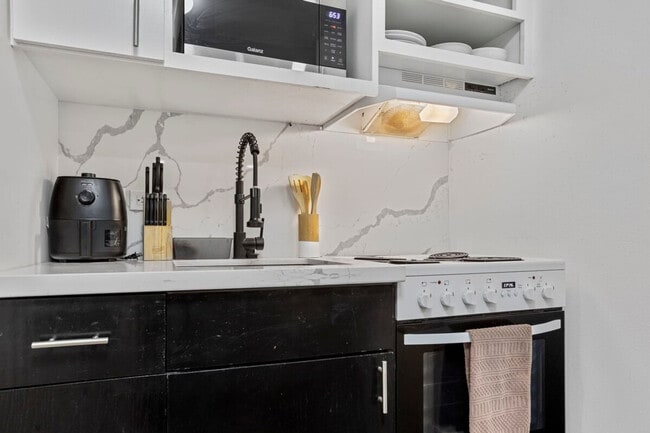 Photo - 2620 Arbor St Unit FL2-ID1257743P