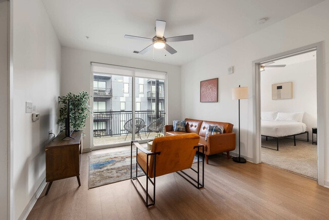 Photo - 633 E Main St Unit ID1031632P