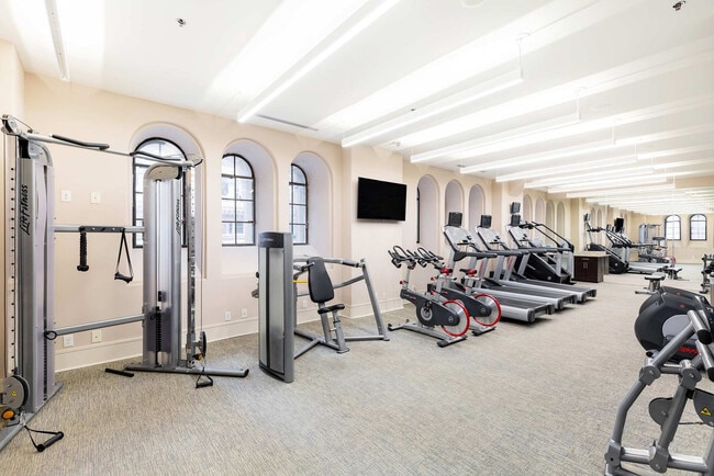 Photo - 10 Light St Unit FL9-ID1024636P