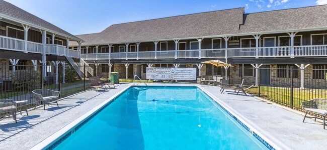 Photo - Sussex Manor Apartments