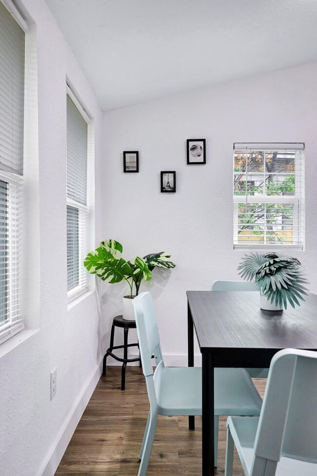 Photo - 243 Porter St Unit ID1295604P