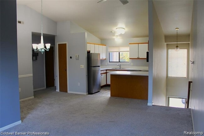 Photo - 42540 Lilley Pointe Dr
